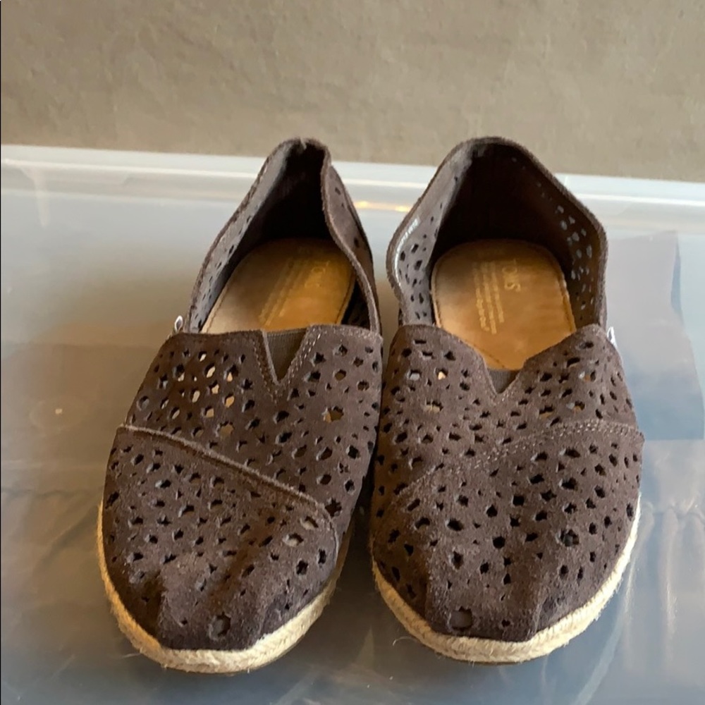 New Brown Toms
